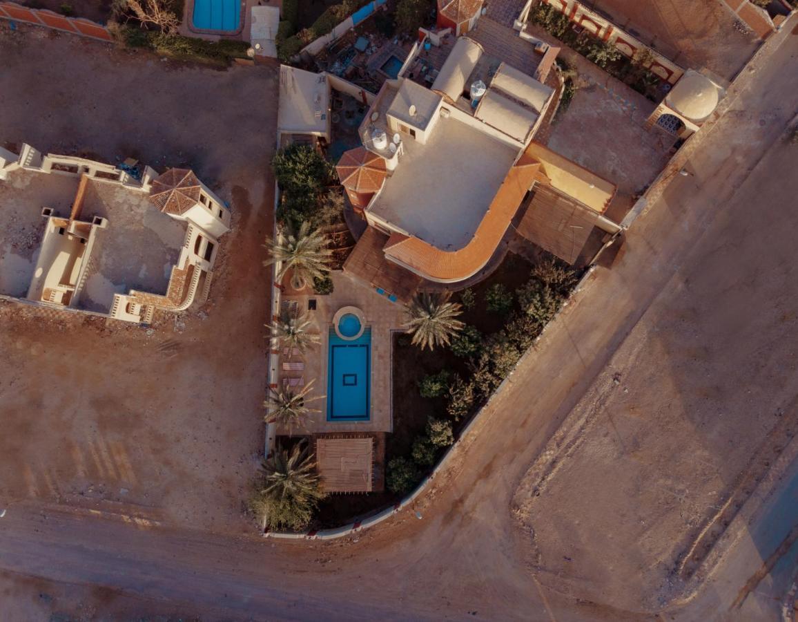 Luxury Private With Pool Villa *